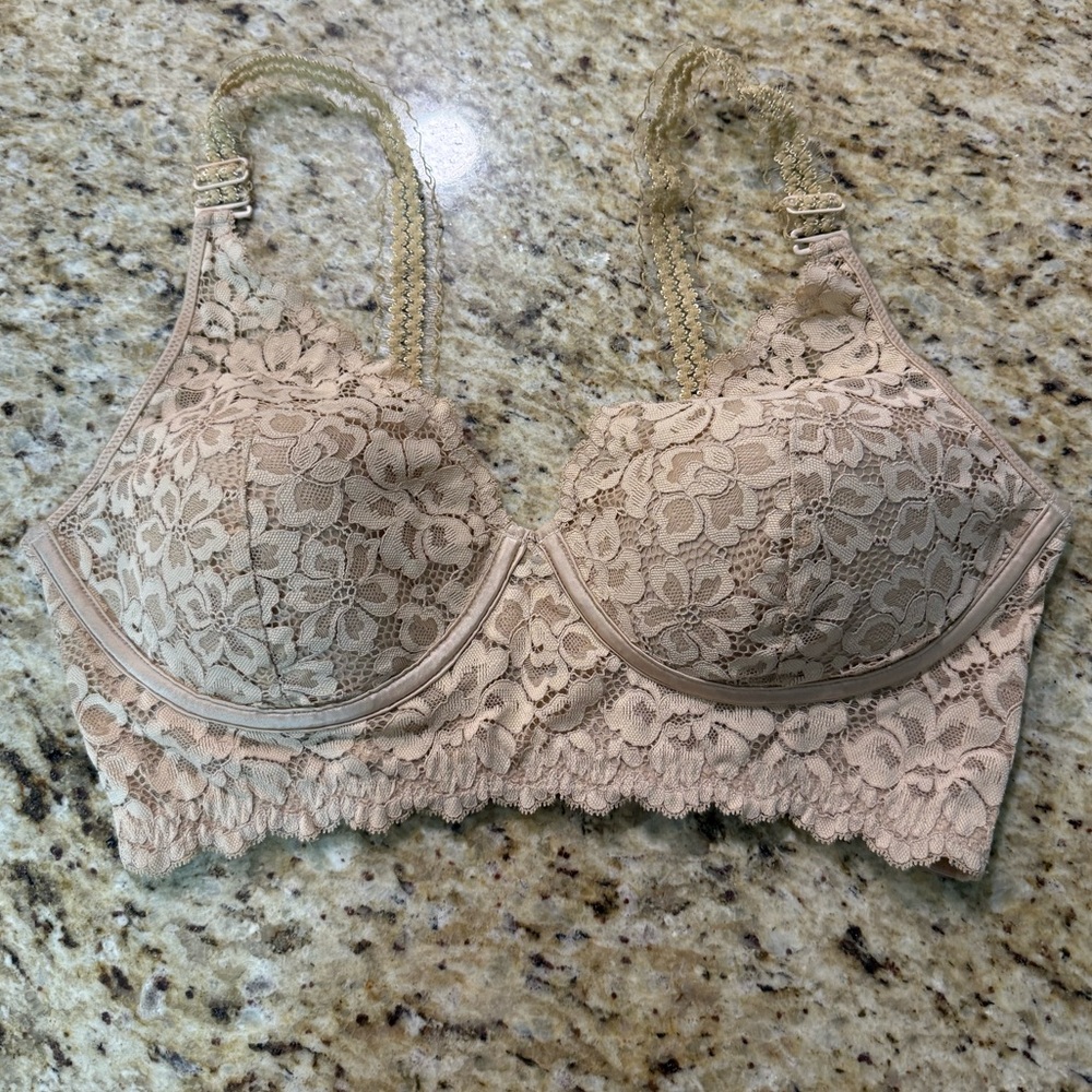 NWOT MaidenForm Lined Convertible Straps Full Floral Lace Underwire Bra 38C